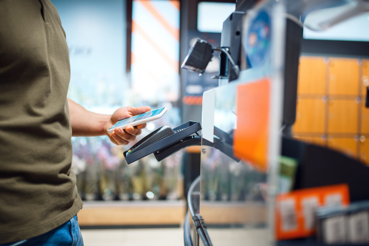 retail labor shows using mobile point-of-sale in store
